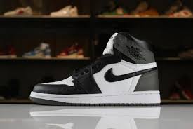 Crossing over football and basketball. 2018 Men S Psg X Air Jordan 1 Retro High Paris Saint Germain Idae 2021