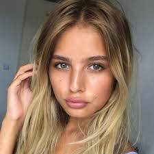 Valerie Cameron's Instagram, Twitter & Facebook