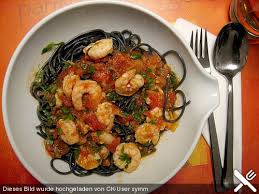 Schwarze Spaghetti Mit Scampisugo Von Strega Chefkoch Rezept Spaghetti Mit Garnelen Rezepte Nudeln Mit Scampi