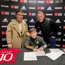 Coleen mary rooney ( née mcloughlin ; Wayne Rooney Admits He S A Proud Dad As 11 Year Old Son Kai Signs For Manchester United