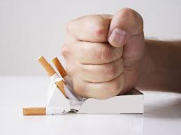 Salut je viens juste d'arreter de fumer après 23ans de tabac mais c'est pas facile j ai arrête depuis 45 jours,après 26 ans ,et en fumant 2 paquets par jour,après plusieurs tentatives de diminuer le nombre de cigarette par jour en vain,j ai arrêté brutalement. Temoignage Moi S Sans Tabac J Ai Craque Au Bout De 2 Mois France Assos Sante