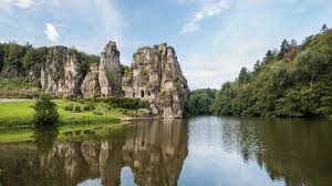 Blick Auf Die Externsteine Im Teutoburger Wald C Dominik Ketz Tourismus Nrw E V Teutoburger Wald Fotos Tourismus
