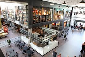 Vestigingsmanager de heer madern en zijn deskundige verkoopteam heten je van harte welkom bij bcc leidschendam. Mega Winkelcentrum Mall Of The Netherlands Open Distrifood