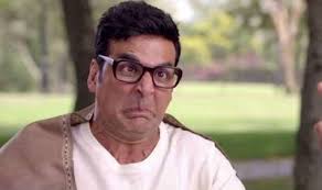 Jolly LLB Akshay Kumar wishes all a Happy New Year 2017 in the goofiest way  possible!
