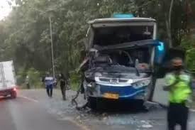 .security cleaning service apartement pabrik perkantoran di subang. Kecelakaan Bus Di Tanjakan Emen Polisi Dalami Dugaan Kelalaian Nasional Tempo Co