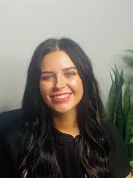 April Wetzel's Instagram, Twitter & Facebook