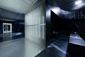 Gallery Of Prada Launches Fw2015 Menswear In Oma Amo S Infinite Palace 6 Showroom Interior Design Interior Design News Retail Design
