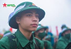 Thanh niên Thạch Thất lên đường thực hiện nghĩa vụ bảo vệ Tổ quốc