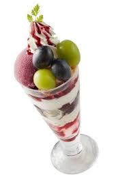 秋のいいとこどり ナガノパープルとシャインマスカットを1度に両方味わう たっぷりぶどうのw水玉パフェ グルメプレス パフェ パフェ レシピ 秋 スイーツ