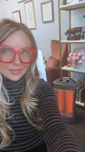 🥶It's cold in Florida today 🤣🤣🤣 #spaceheater