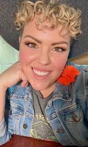 Took this picture today and what do you all think what it looks like in  this picture I took