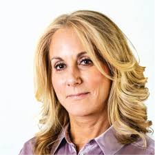 Elaine Ferrara's Instagram, Twitter & Facebook