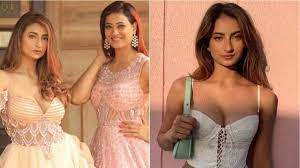 Shweta Tiwari Daughter Palak Tiwari Deleted Her Verified Instagram Before Debut With Rosie The Saffron Chapter à¤ªà¤²à¤ à¤¤ à¤µ à¤° à¤ à¤ à¤¸ à¤ à¤ à¤° à¤® à¤à¤ à¤ à¤ à¤¹ à¤ à¤¡ à¤² à¤ à¤² à¤ à¤¨ à¤ à¤¨ à¤¹ Pt à¤ à¤¸ à¤« à¤² à¤à¤° à¤°à¤¹ Yet again she along with her first daughter from raja chaudhary, palak. shweta tiwari daughter palak tiwari