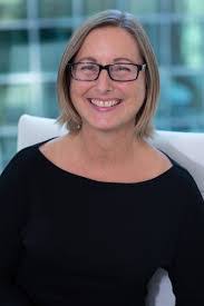 Melanie Marin's Instagram, Twitter & Facebook