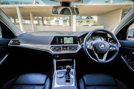 Bmw automobiles, services, technologies and all about bmw sheer driving pleasure. Topgear You Can Now Get The Bmw 320i Sport At Rm243 800