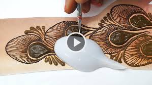 Apart from its traditional forms many new styles have recently developed. Latest Spoon Trick Peacock Feather Mehndi Design 2020 K4 Fashion