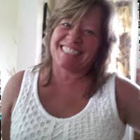 10 "Laura Towns" profiles