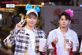 Compre 30 peças cartão kpop wanna one lomo / wanna one go kang daniel photocards park ji hoon na shopee brasil! Wanna One ì¹ì±ì° Ong Seongwoo ê°ë¤ëì Kang Daniel Meo Toc Ong