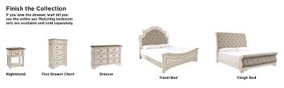 Shop the realyn dresser from our wide bedroom selection online. Amazon Com Signature Design By Ashley B743 31 Realyn Dresser Chipped White Furniture Decor