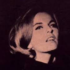 Paula Wayne biography