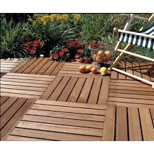 Schwere qualität mit sehr langer lebensdauer für sehr hohe beanspruchung. Holz Fliese Bangkirai 50 Cm X 50 Cm Von Obi Ansehen