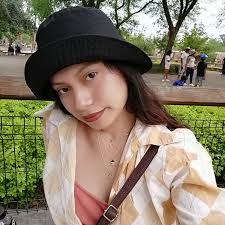 Fanny Sosa's Instagram, Twitter & Facebook