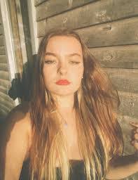 Josephine Stjohn's Instagram, Twitter & Facebook