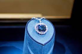 Small amounts of boron molecules embedded in its structure have given the diamond an unusual blue color. The Hope Diamond Worth And History Curse Price Hope Diamond Most Expensive Jewelry Expensive Jewelry