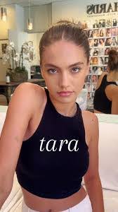 Tara Piper's Instagram, Twitter & Facebook