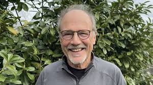 English professor receives Thoreau Society Medal