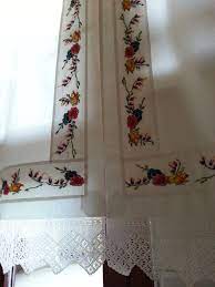 Fon perde seçimi her dekorasyonunda çok önemli bir parça olarak karşımıza çıkıyor. Pin On Embroidery