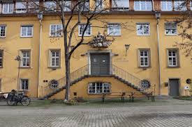 Offenheit, toleranz, vielfalt und verständigung zeichnen das einewelthaus als einen ort des dialogs und der. Vereinsgeschichte Welthaus Stuttgart E V