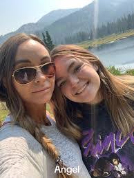 Heather Croy's Instagram, Twitter & Facebook