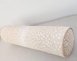 Glorious Home Decor By Glorioushomedecor On Etsy In 2020 Chinoiserie Chic Velvet Pillows Velvet Pillow Covers