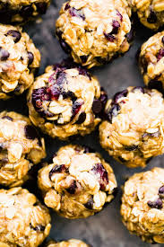 I find that these need about 45 minutes to an hour to really set up because of the extra peanut butter in them. Loaded No Bake Oatmeal Cookies Energy Bites A Gluten Free No Bake Lunchbox Treat That S Hea Peanut Butter Energy Bites Protein Breakfast Cookies Baked Oatmeal