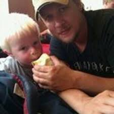 Patrick Visser (@johnny_scotch76)