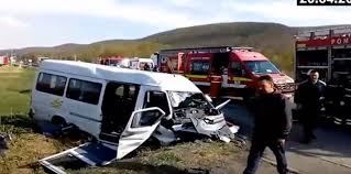Pompierii isuj bacau au fost alertati marti sa intervina la un accident petrecut in satul lupesti, comuna manastirea casin. Video Plan Rosu De Interventie In Cluj Dupa Ce Un Microbuz Cu Elevi Din Bacau S A Rasturnat Bacau Net