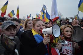 Mai exact, a realizat emisiunea luis lazarus live, în care a invitat o femeie pe nume diana, ce ar fi avut un bunic internat la spitalul piatra neamţ, unde a şi murit de coronavirus, plus o alta care spunea că fiica sa a fost ucisă. Comentariu Marius Oprea ZeiÅ£a SosoacÄ