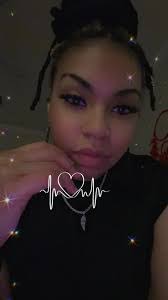 Delilah Owens's Instagram, Twitter & Facebook