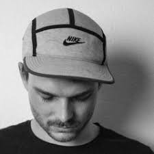 Stream Cuidado Con El Dado by Andy Giles.