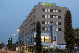 The holiday inn indianapolis downtown is convenient to the indianapolis zoo, banker's life fieldhouse, victory field, the indianapolis motor speedway, indianapolis museum of art, white river state. Stellenangebot Chef De Partie In Zurich Bei Holiday Inn Zurich Messe