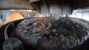 These images are derived from two properties of gold, its colour and its chemical stability.the colour of gold is due to the electronic structure of the gold atom, which absorbs electromagnetic radiation with wavelengths less than 5600 angstroms. Aachen High Shear Reactor Technology Increases Throughput Gold Recovery