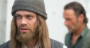 The latest fear the walking dead and the walking dead crossover just clarified the franchise's timeline in a major way. The Walking Dead So Wutend Und Traurig Reagieren Fans Auf Jesus Tod