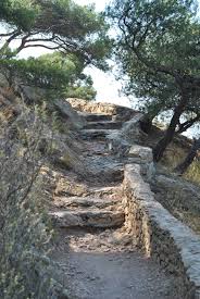 Randonnee Sur Le Chemin Des Douaniers Vers Carry Le Rouet Bouches Du Rhone Europe Travel France Places To Visit