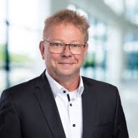 300+ "Daniel Bach" profiles