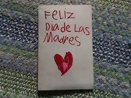 El lunes, el martes, el míercoles, el jueves, el viernes, el sábado, el domingo. 10 Phrases Your Mom Will Love To Hear In Spanish