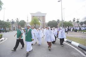 Memberi pendedahan secara langsung cara mengerjakan haji melalui 37. Gambar Sekitar Kursus Perdana Haji Official Lembaga Tabung Haji Facebook
