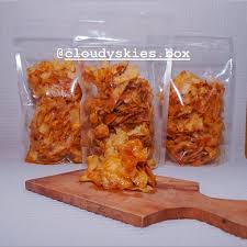 Pasti akan menghasilkan rasa yang unik banget. Keripik Singkong Kripik Singkong Original Pedas Manis Daun Jeruk 200 Gram Shopee Indonesia