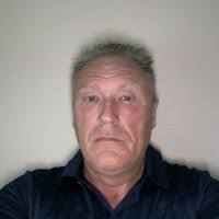 30+ "Stephen Petrie" profiles