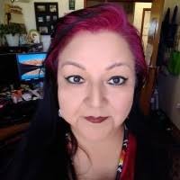 Melanie Toledo's Instagram, Twitter & Facebook